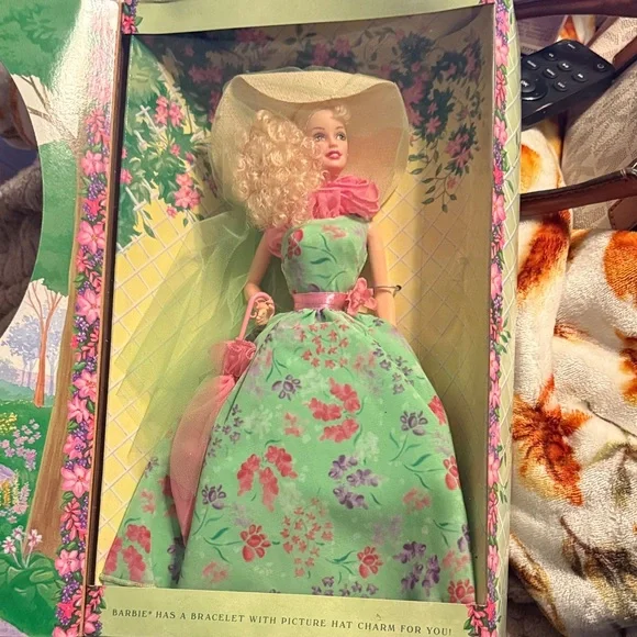 Barbie Simply Charming Doll in Green and Pink Floral Dress - Picture 2 of 3